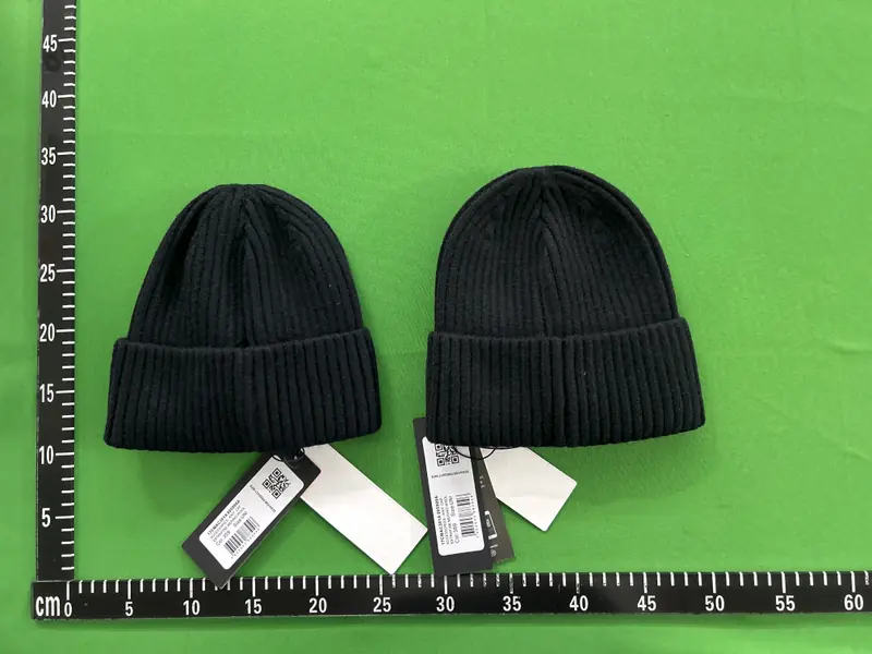 C.P. Company Beanies QC photo 4
