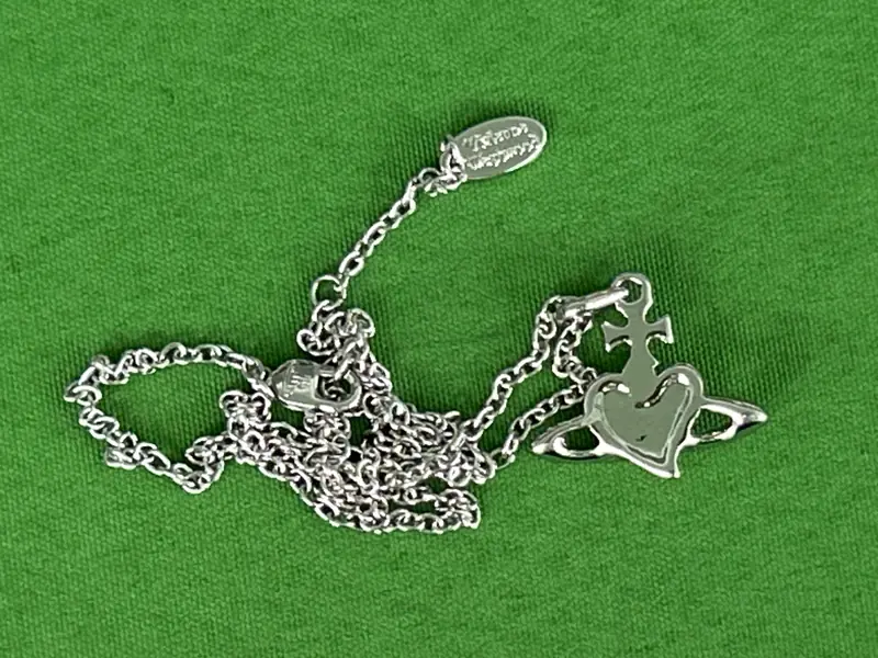 Vivienne Westwood Heart Necklace QC photo 8