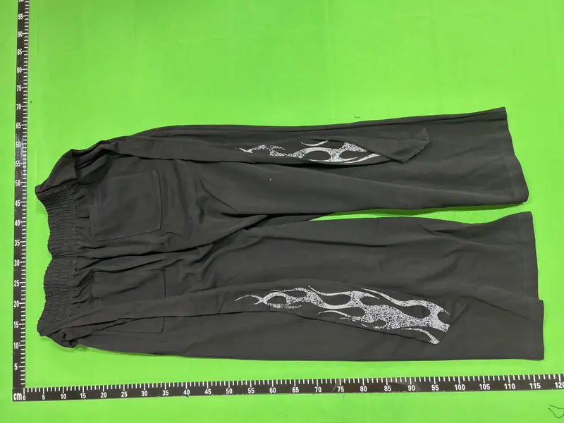 No E Mosen Confront Sweats QC photo 18