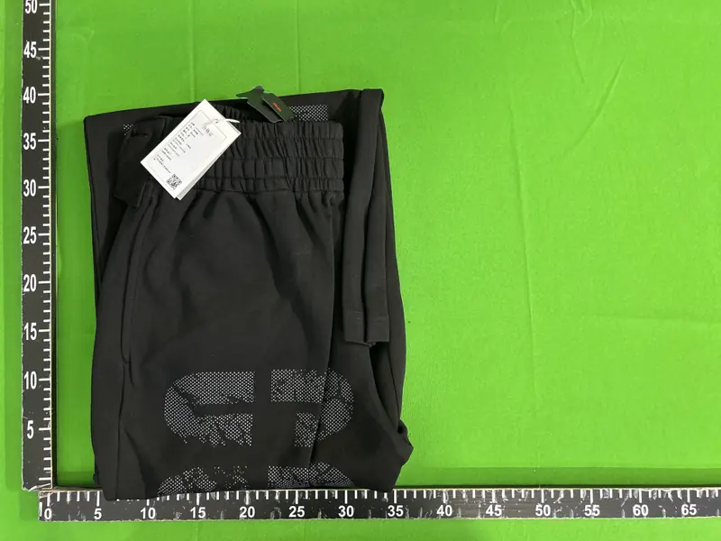 No E Mosen Confront Sweats QC photo 20