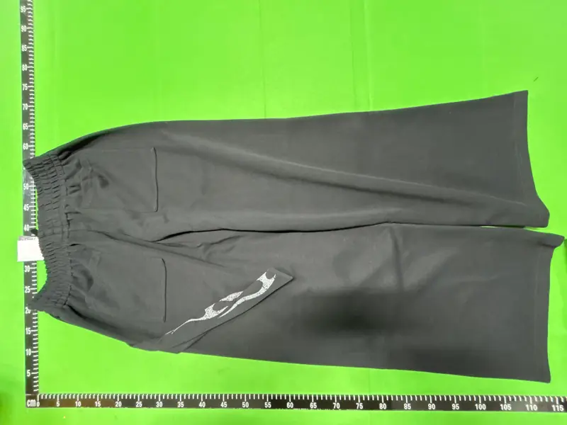 No E Mosen Confront Sweats QC photo 8