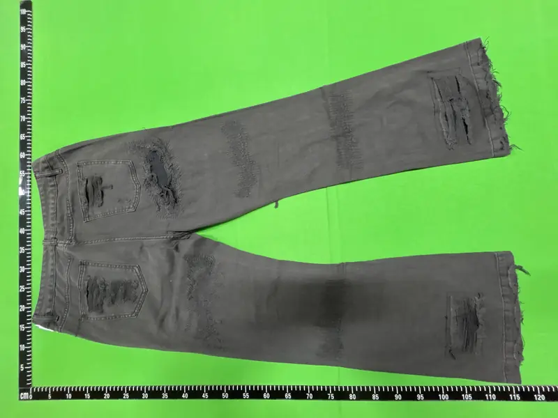MIJKO Ripped Jeans QC photo 8