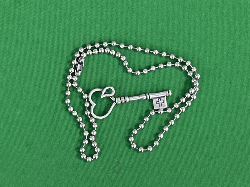 Number Nine Crying Heart Chain QC photo 17