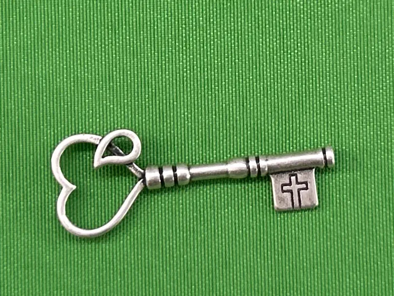 Number Nine Crying Heart Chain QC photo 6