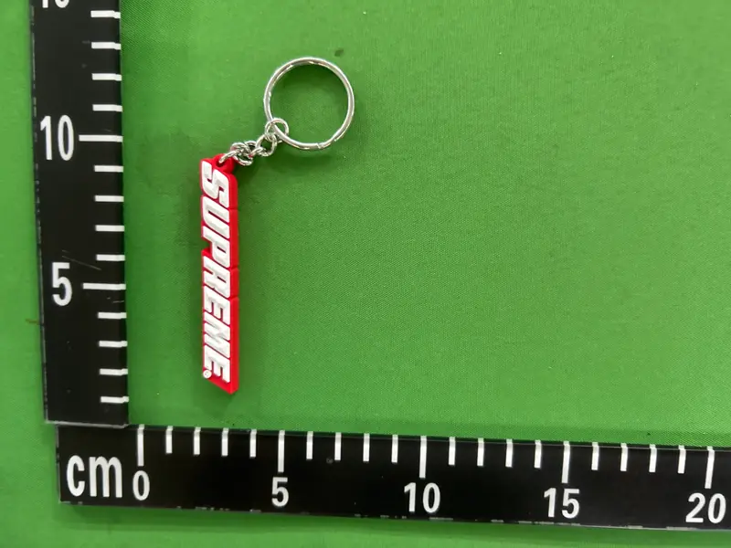 Supreme Bevel Logo KeyChain QC photo 13