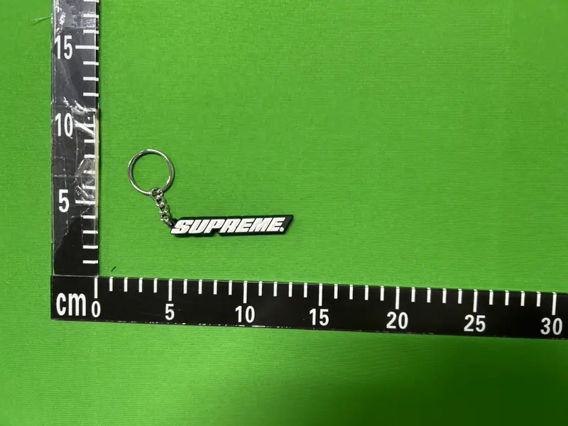 Supreme Bevel Logo KeyChain QC photo 17