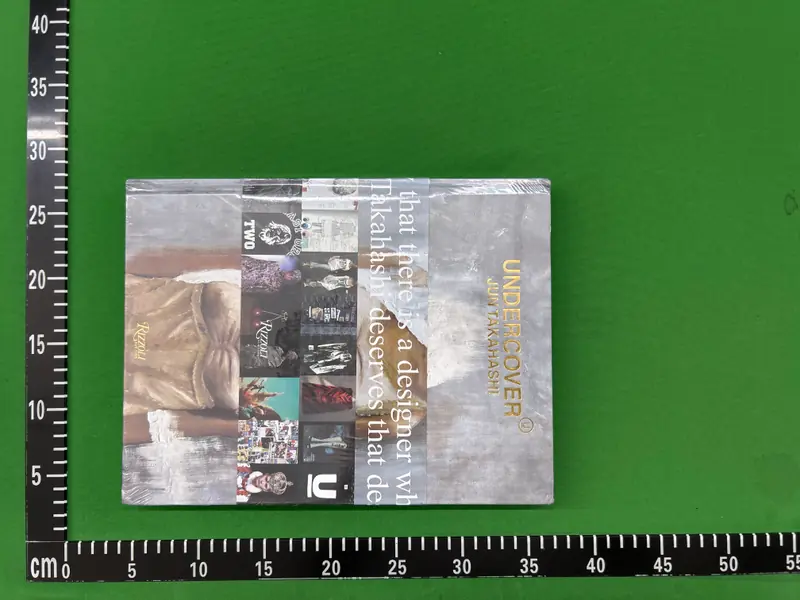 Designer Books QC photo 14