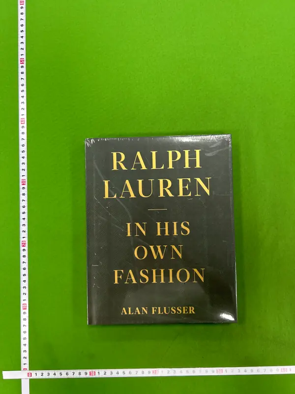 Designer Books QC photo 3