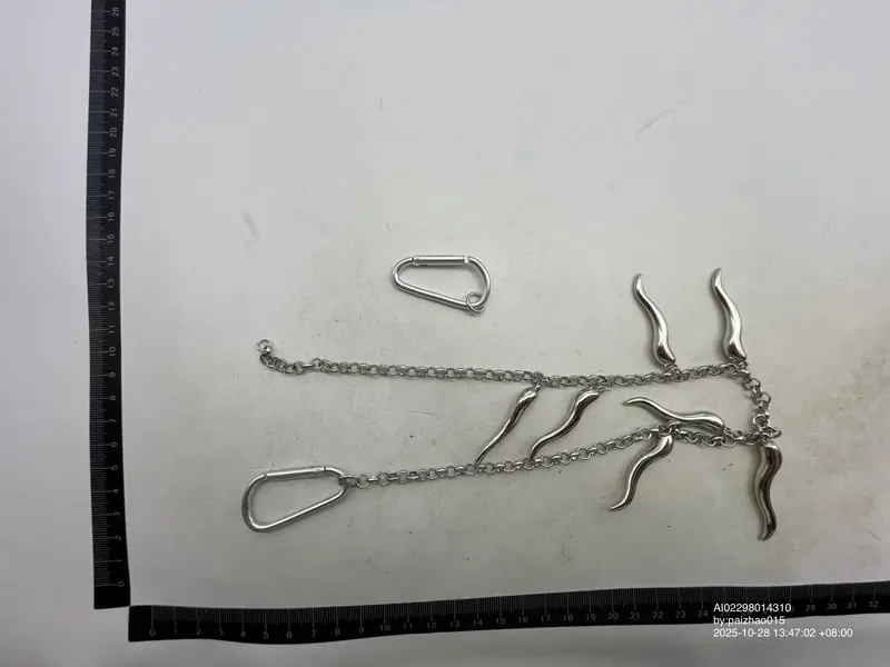 Metal Tooth Necklace QC photo 13