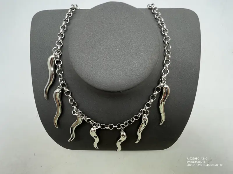Metal Tooth Necklace QC photo 15