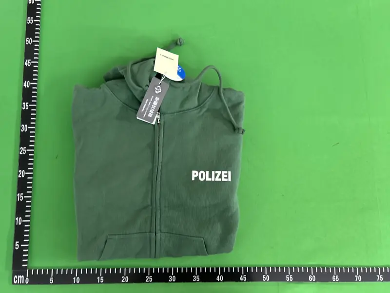 Vetements Polizei Zip-up QC photo 17