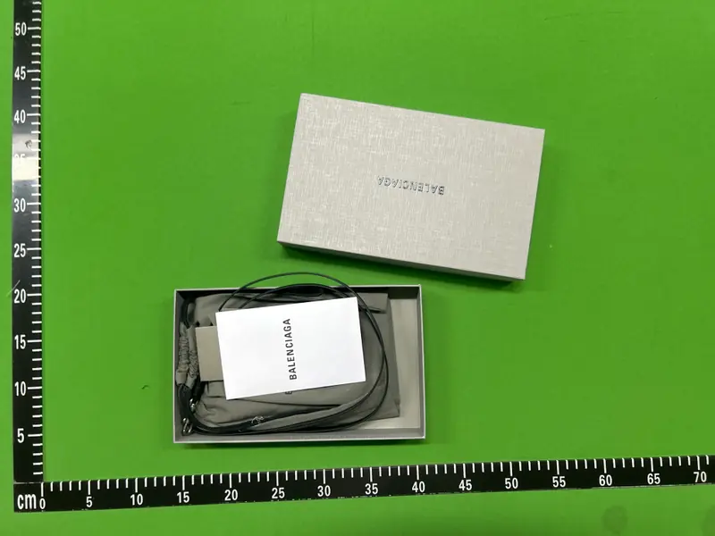Balenciaga Passport Cover QC photo 6