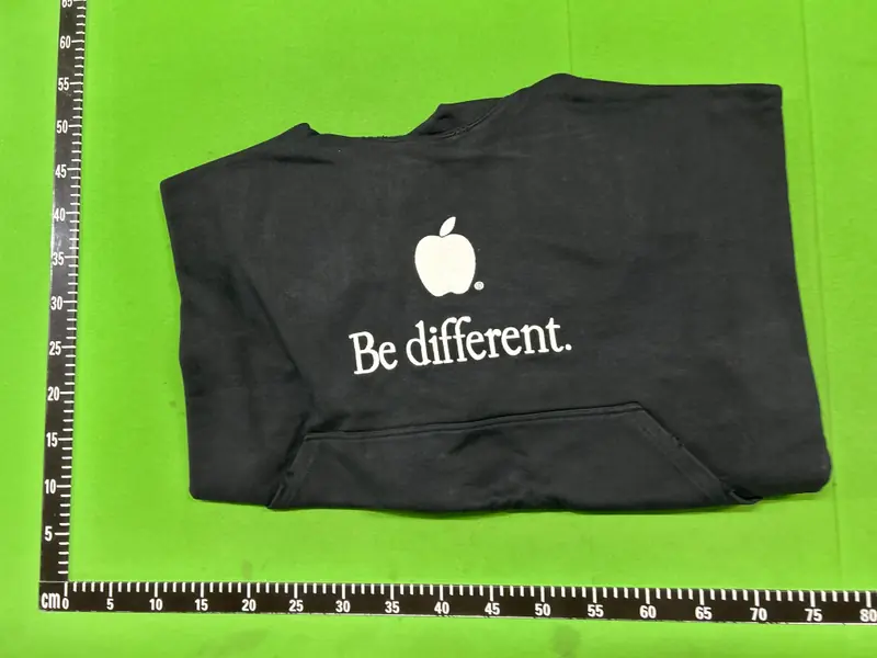 Balenciaga Be different Hoodie QC photo 4