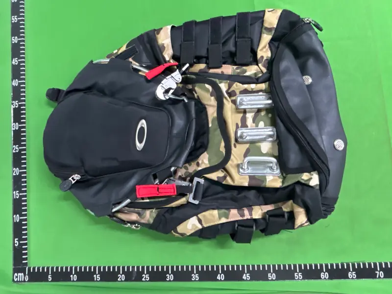Oakley Hiker Backpack QC photo 15