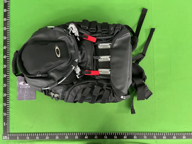 Oakley Hiker Backpack QC photo 2