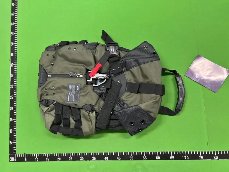 Oakley Hiker Backpack QC photo 9
