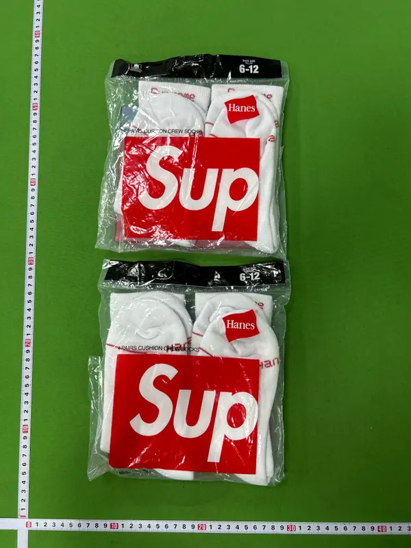 Supreme Socks 2 Pairs QC photo 6