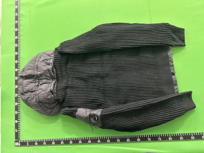 CP Company Cardigan QC photo 4
