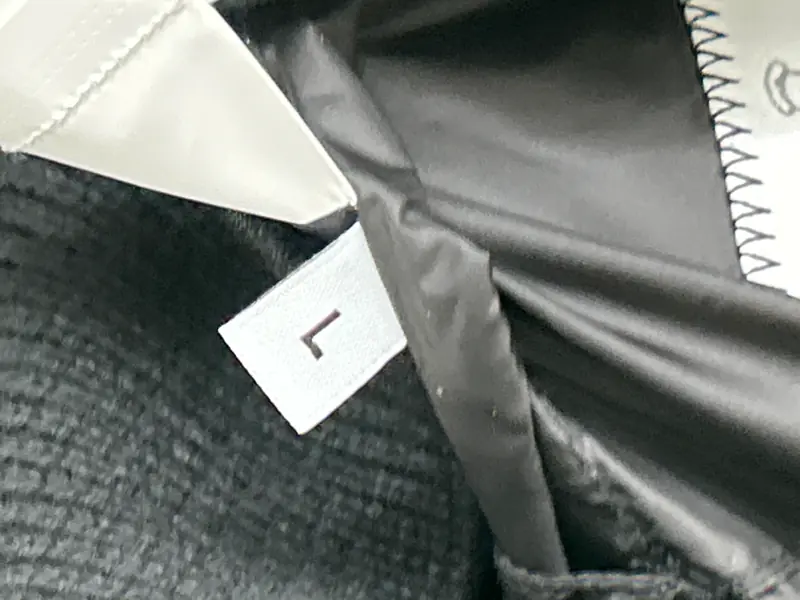 CP Company Cardigan QC photo 8