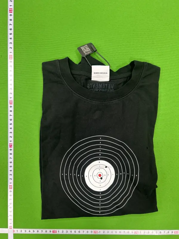 Vetements Target Tee QC photo 5