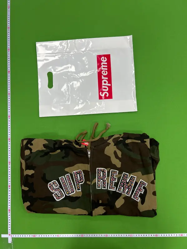 Supreme BB Simon Zip Up QC photo 17