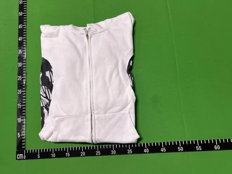 Undercover But Beautiful Zip Up QC photo 5