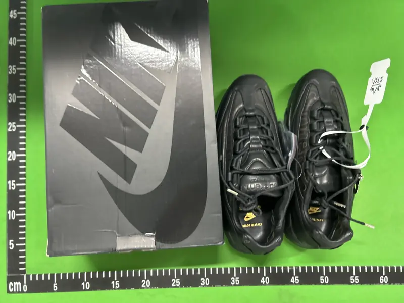 Supreme Nike 95 QC photo 10