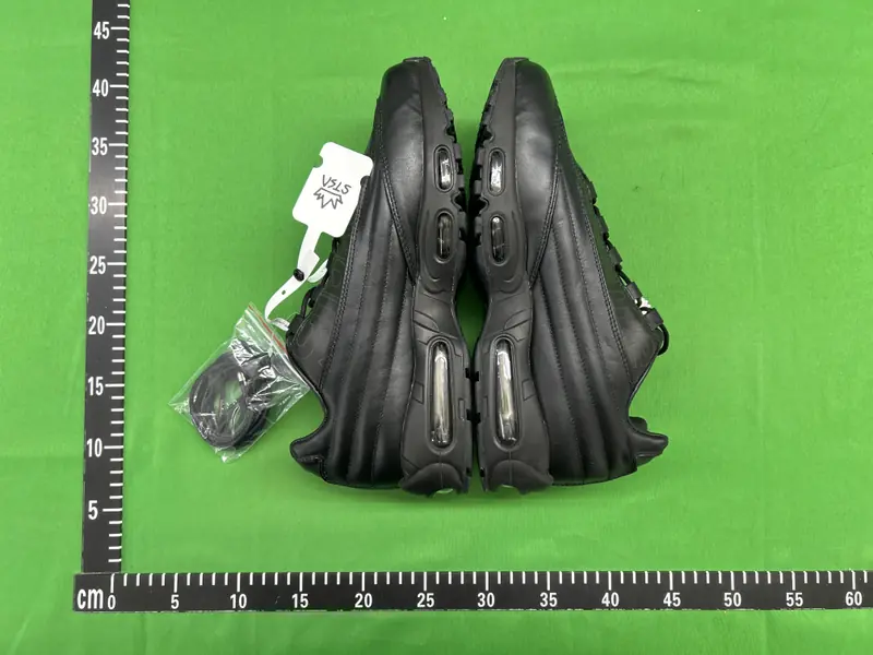 Supreme Nike 95 QC photo 20