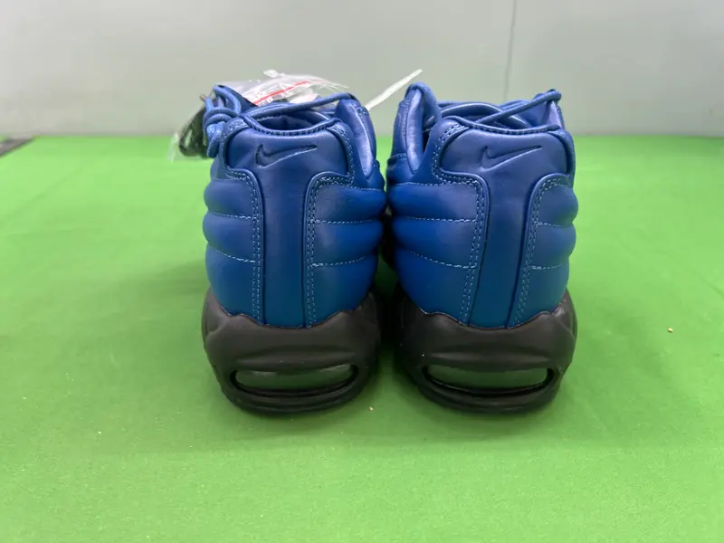 Supreme Nike 95 QC photo 3