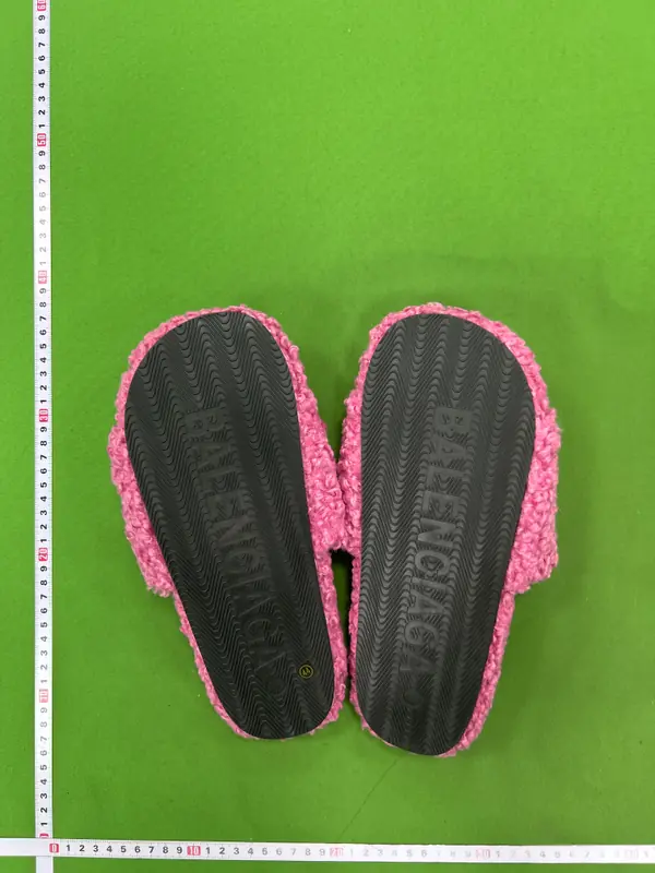 Balenciaga fur slides QC photo 13