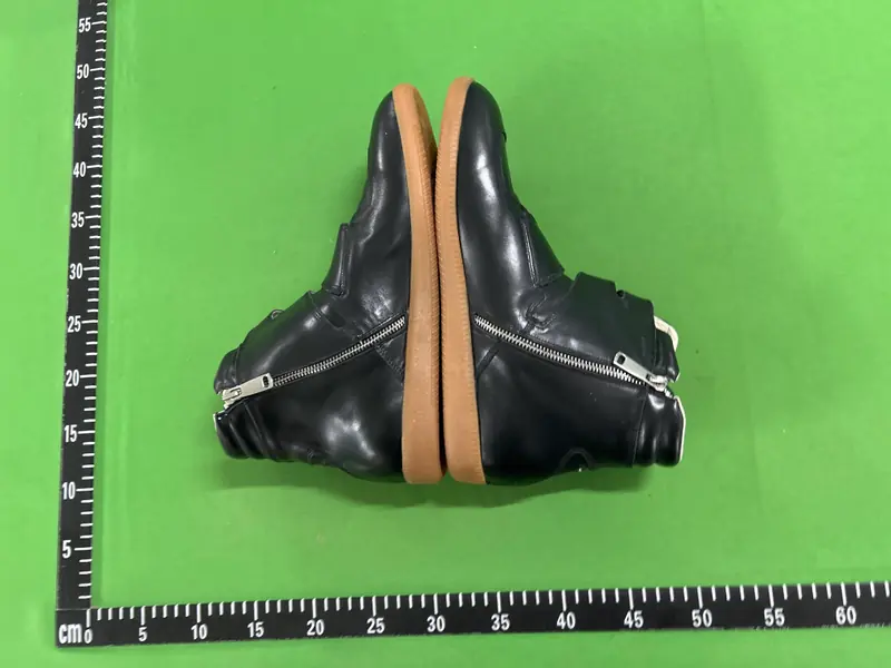 Maison Margiela Ski Buckle Gats QC photo 4
