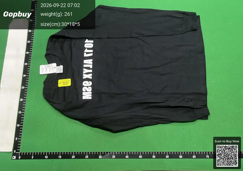 Alyx Longsleeve QC photo 19