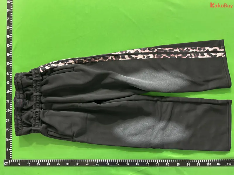 IG Brand Sweats QC photo 11