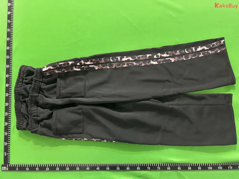 IG Brand Sweats QC photo 12