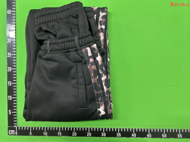 IG Brand Sweats QC photo 13