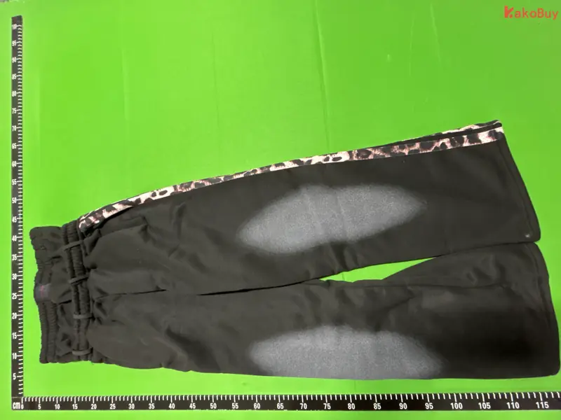 IG Brand Sweats QC photo 3