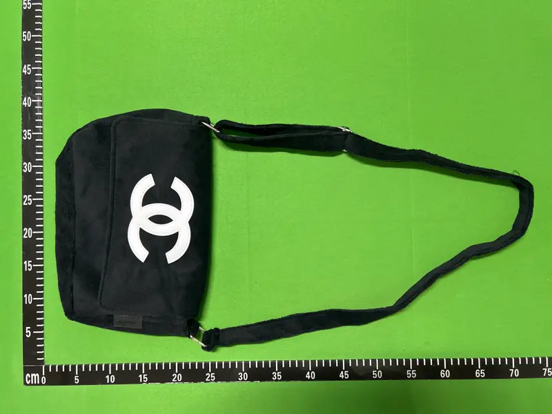 Vintage Chanel Messenger Bag QC photo 15