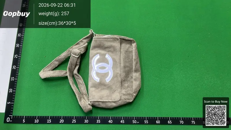 Vintage Chanel Messenger Bag QC photo 19