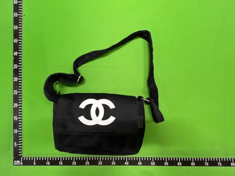 Vintage Chanel Messenger Bag QC photo 7