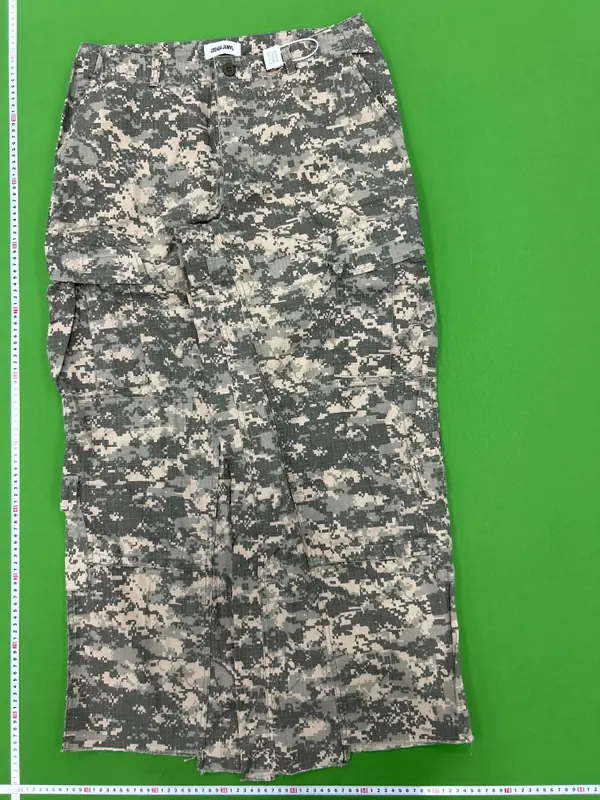 Joshua Jamal Camo Pants QC photo 11