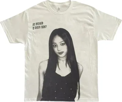 Prism Minji Jinwenchi Portrait Tee Rep